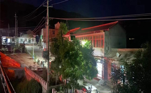 民乐太阳能路灯防雷接地做法详解